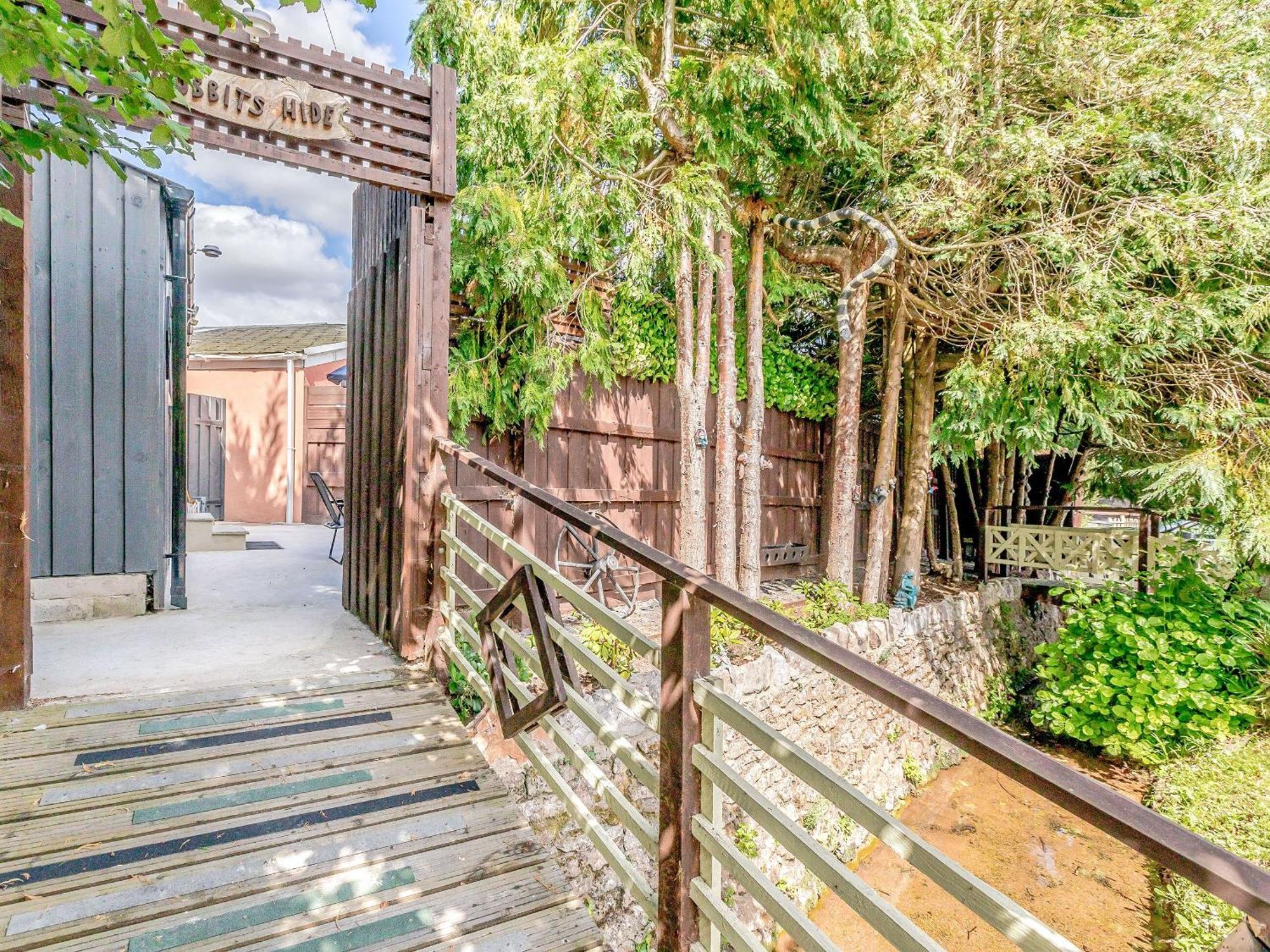 Hobbits Hide Villa Abbotskerswell Exterior photo